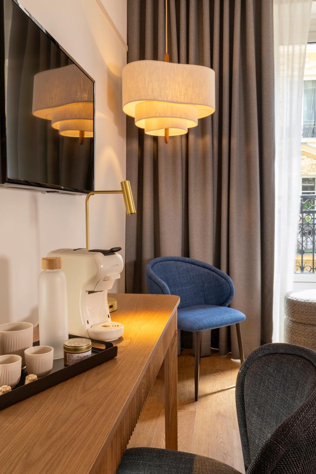 Hotel Le Cardinal Paris